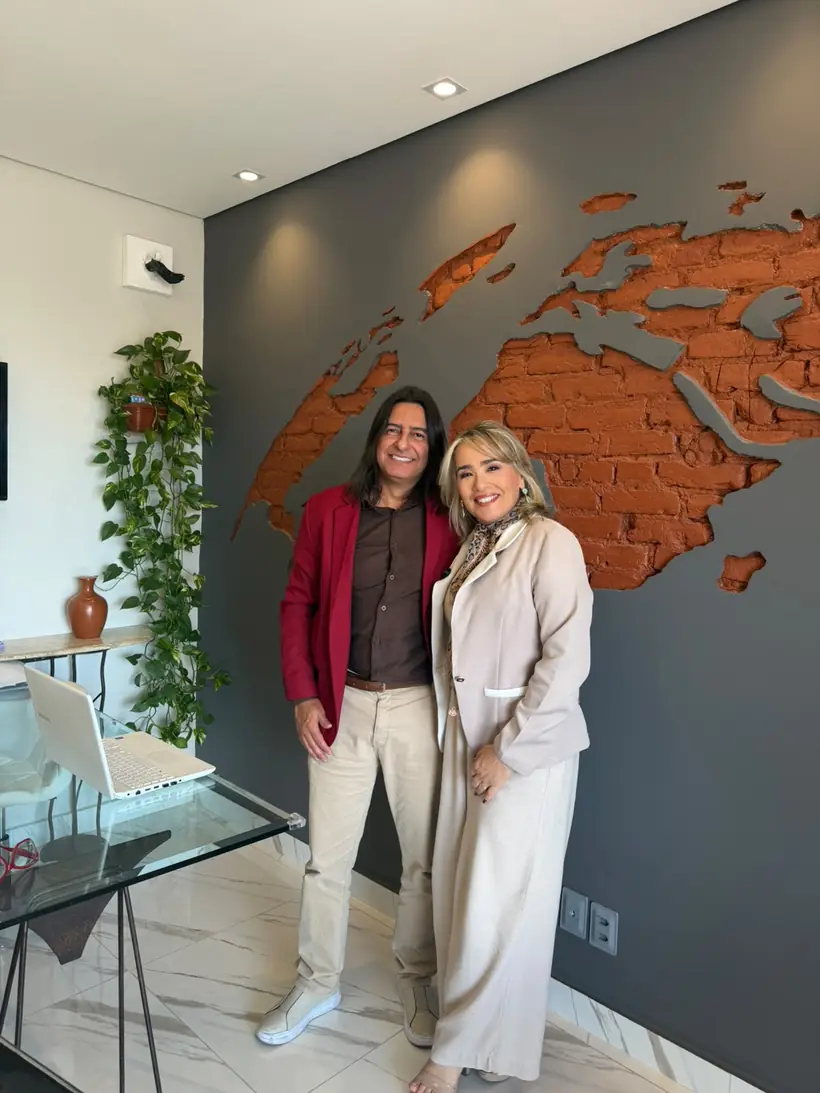 Dra. Flávia Ratton e Gedeon Messias, fundadores da Ratton Odontologia